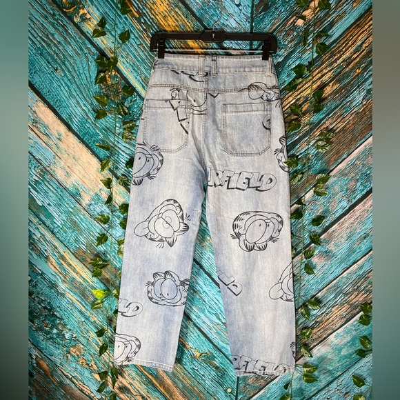 Oloey Garfield Black Cartoon Art Blue Jeans - Picture 5 of 11